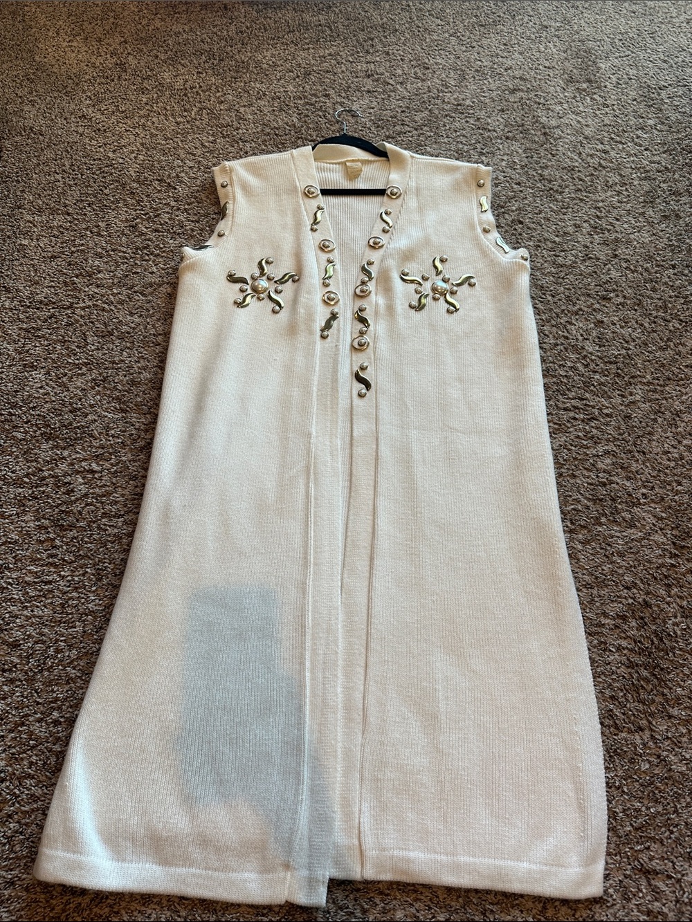 Christopher & Banks Cream Sleeveless Embellished Knit Duster